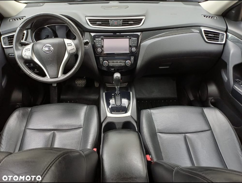Nissan Rogue - 22