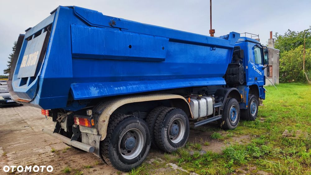 Mercedes-Benz Actros - 8