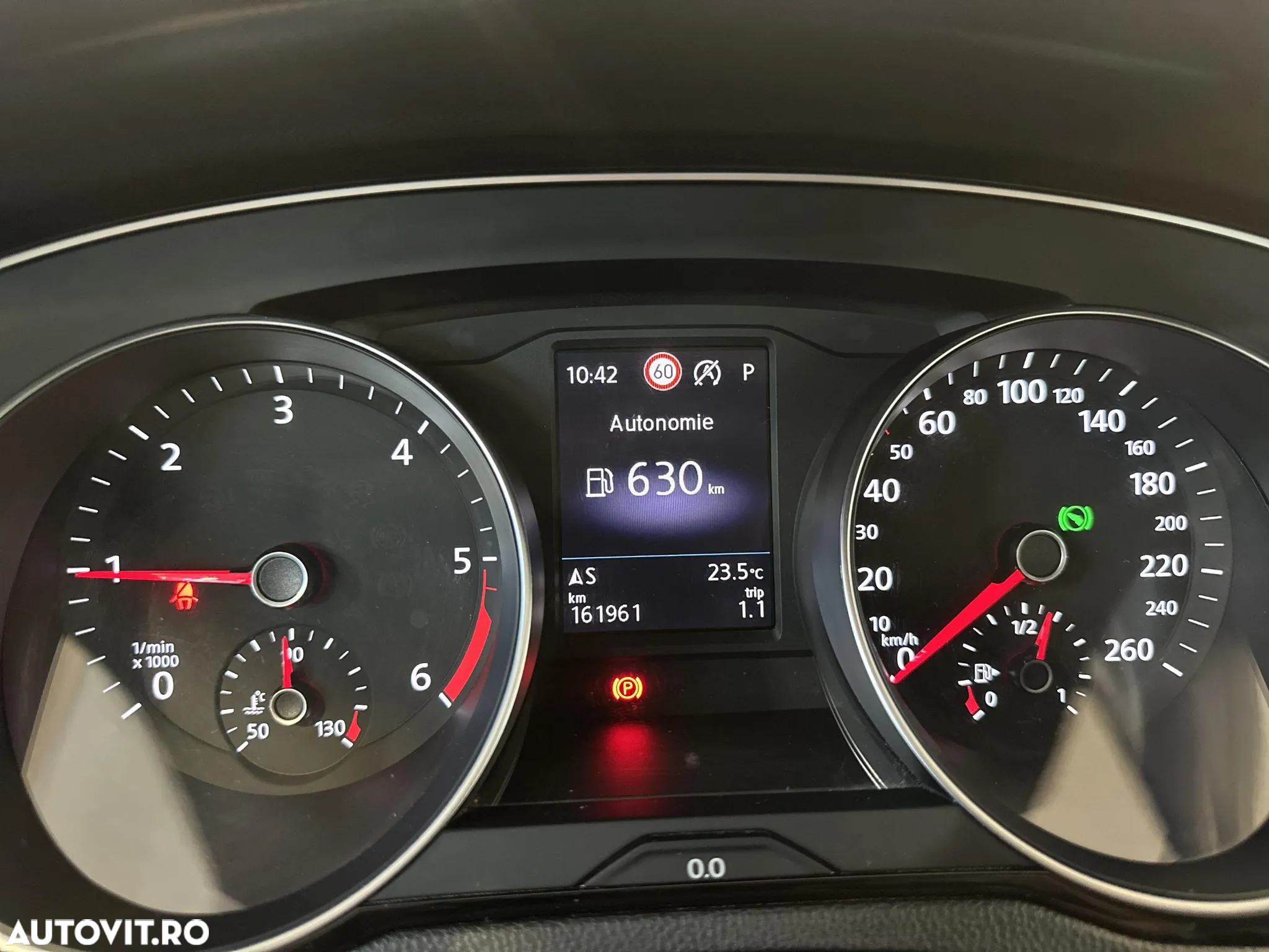 Volkswagen Passat - 10