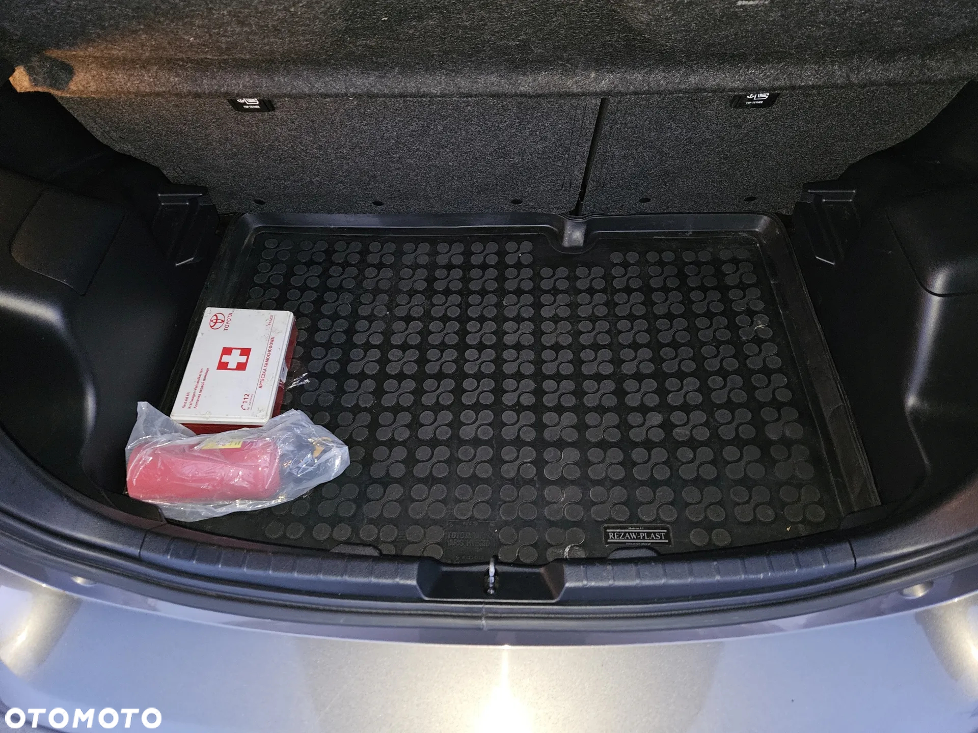 Toyota Yaris 1.5 Premium CVT - 27
