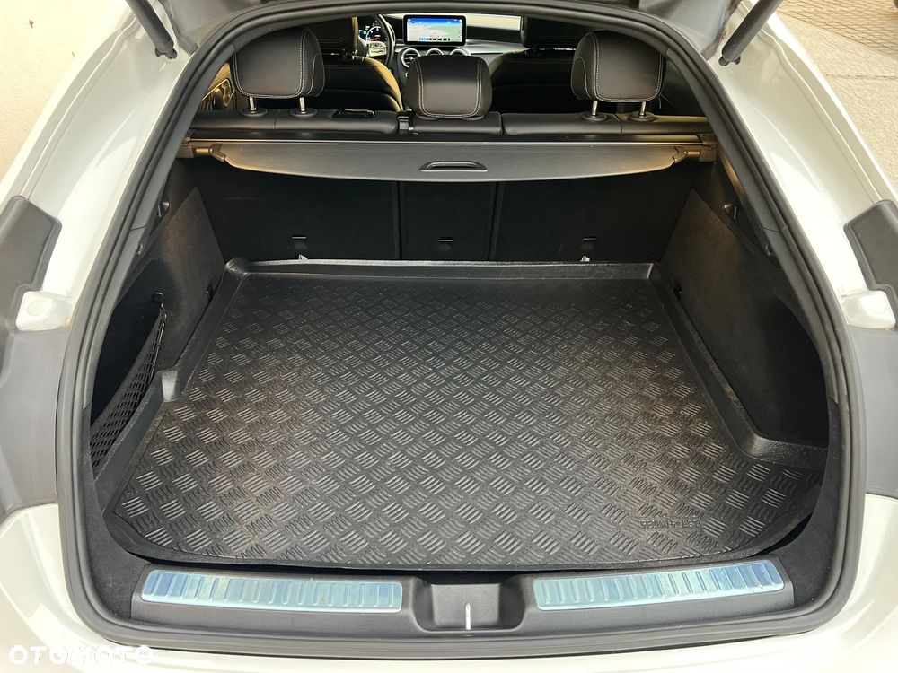 Mercedes-Benz GLC 200 d 4-Matic Business Edition - 28