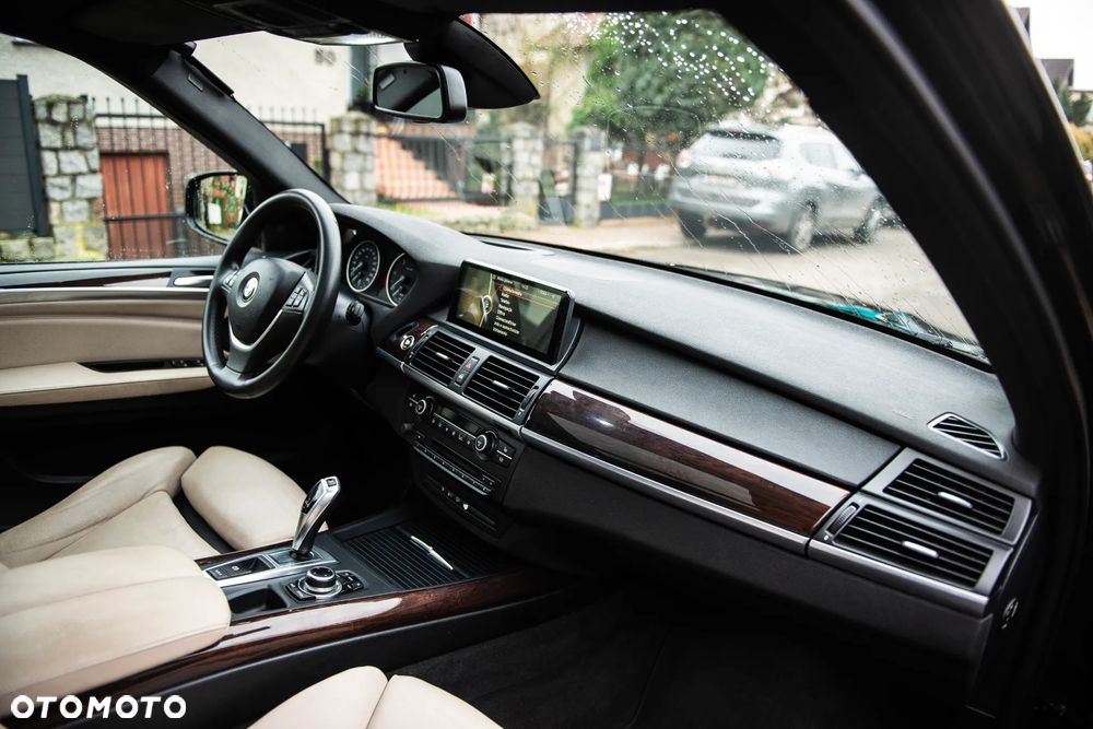 BMW X5 xDrive30d - 29