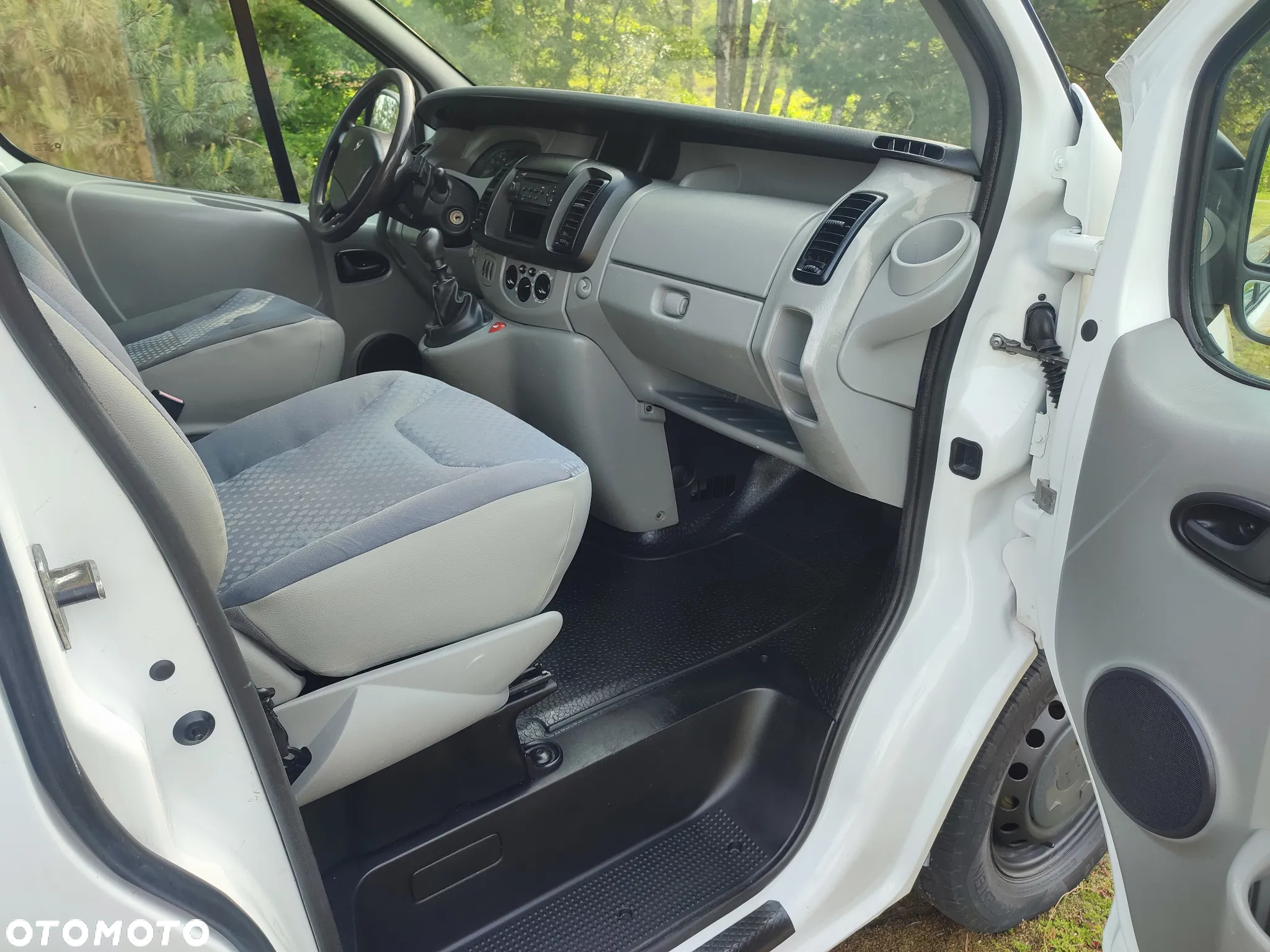 Renault TRAFIC - 11