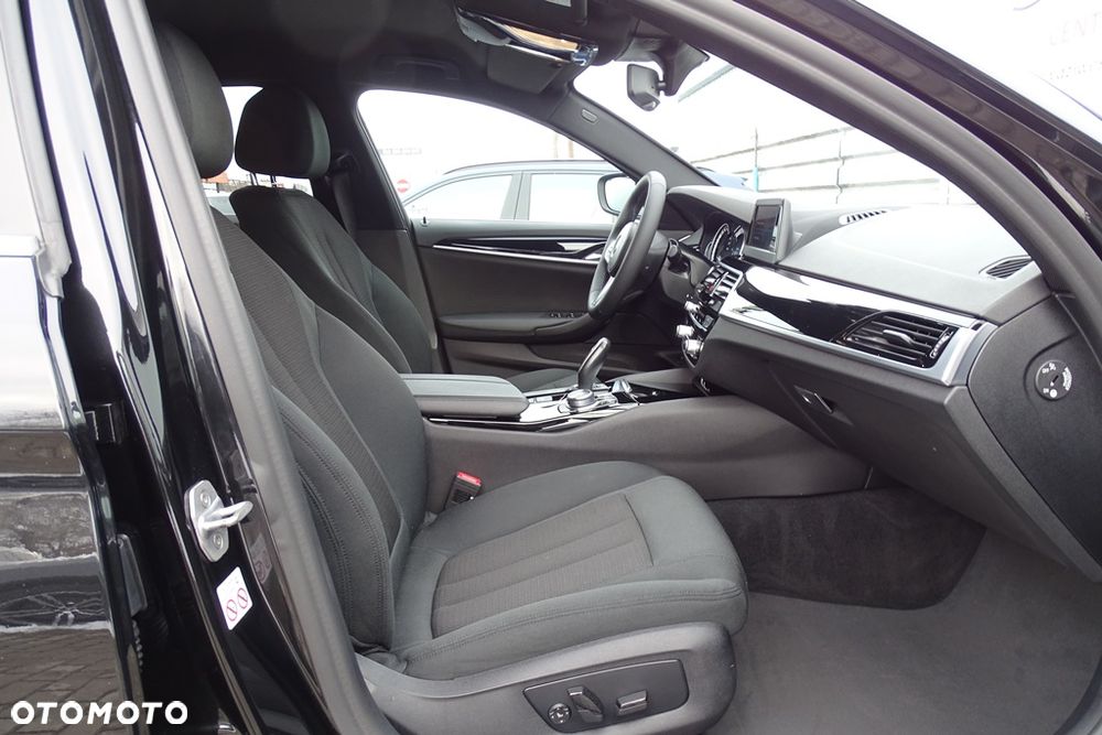 BMW Seria 5 - 29