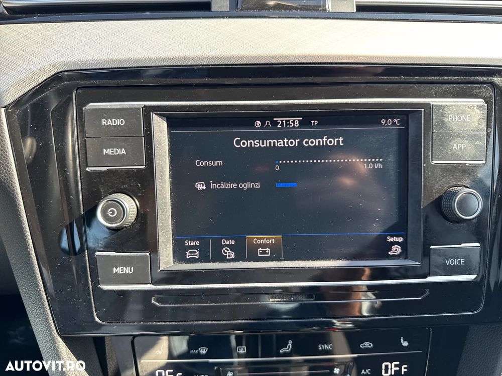 Volkswagen Passat 2.0 TDI DSG Comfortline - 26