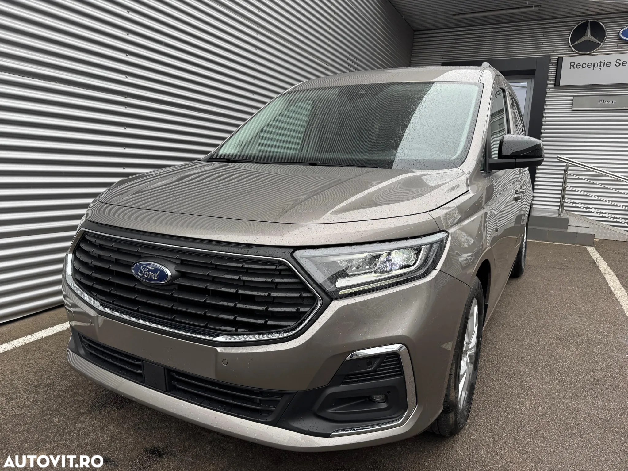 Ford Tourneo Connect 2.0L EcoBlue LWB Titanium - 6