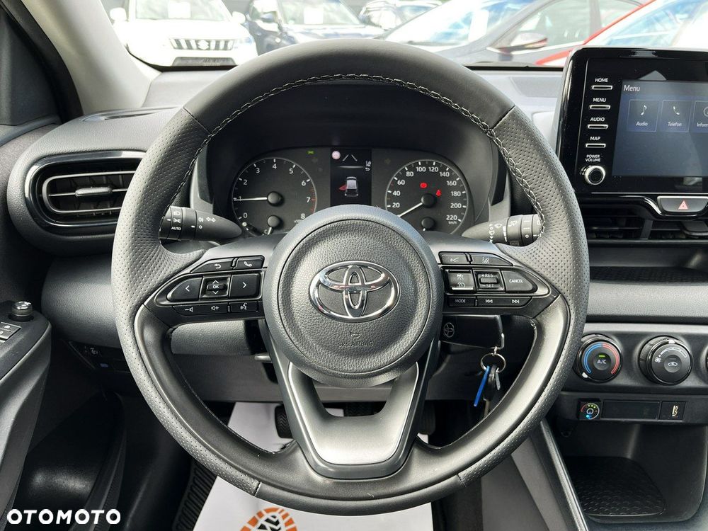 Toyota Yaris - 20