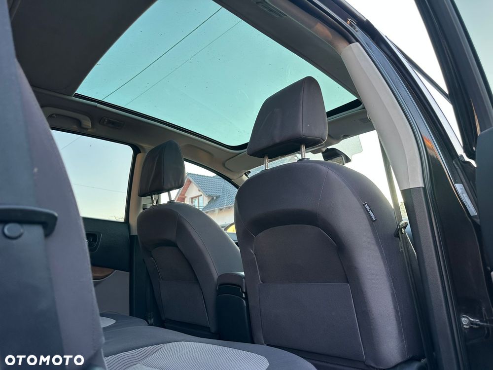 Nissan Qashqai+2 2.0 dCi Acenta - 12