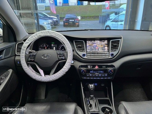 Hyundai Tucson 2.0 CRDi 4WD Auto Premium - 13
