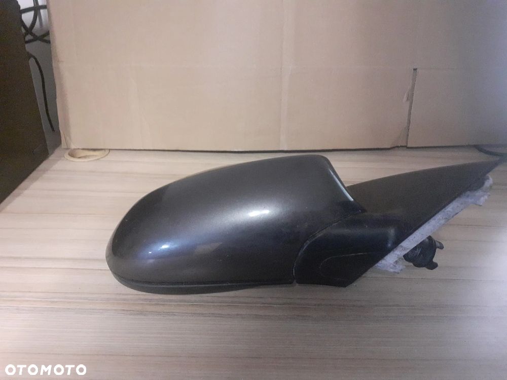 # LUSTERKO PRAWE BMW E87 3PIN SPARKLING GRAPPHITE - 4