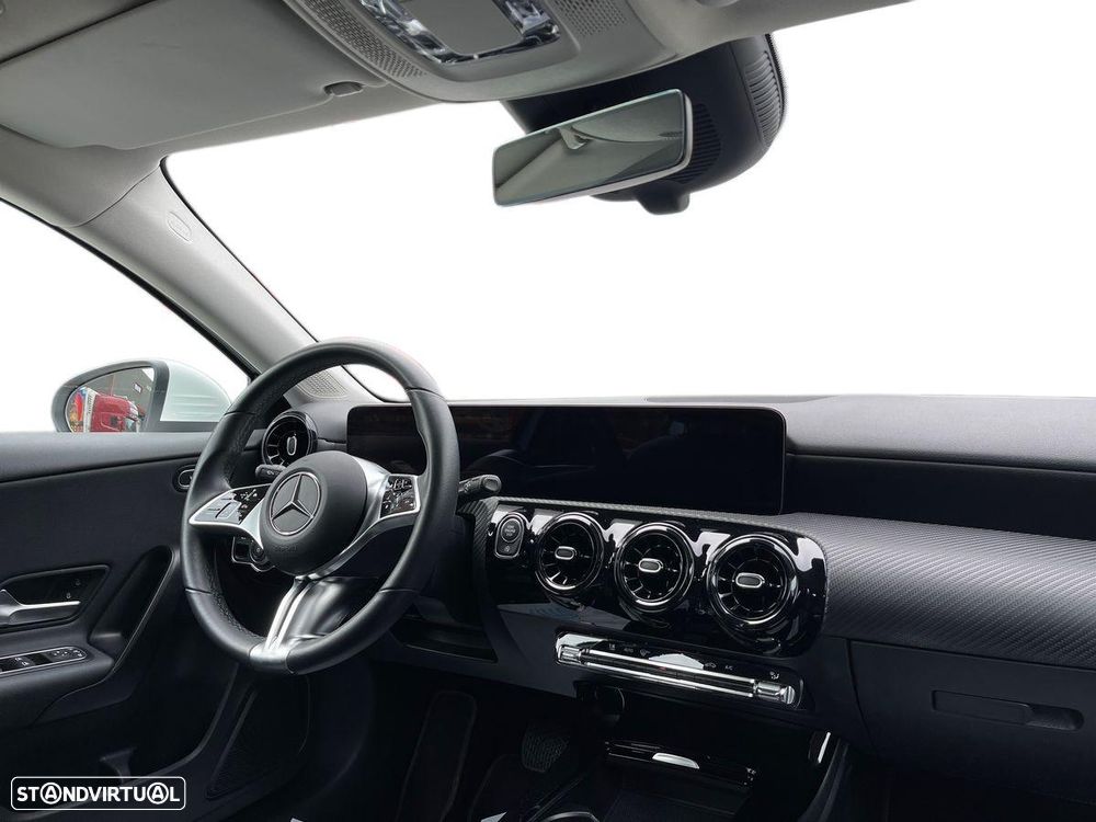 Mercedes-Benz A 200 Standard - 13