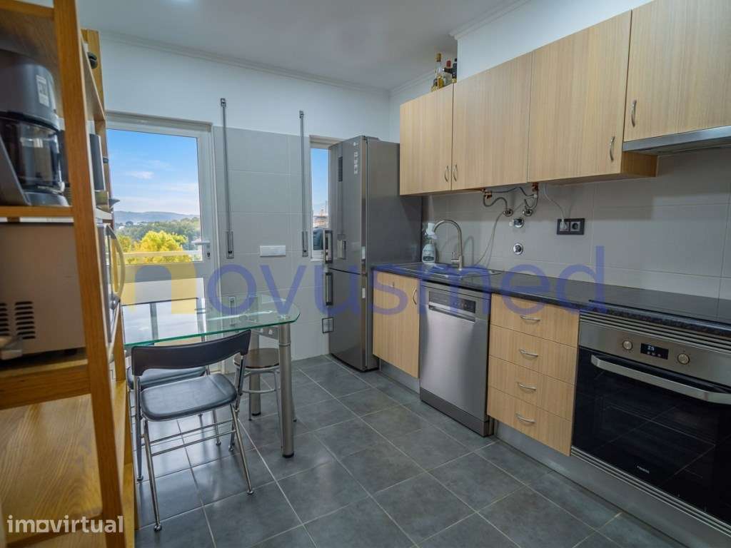 Apartamento T2 com Ar Condicionado nas Ferreiras - Grande imagem: 4/20