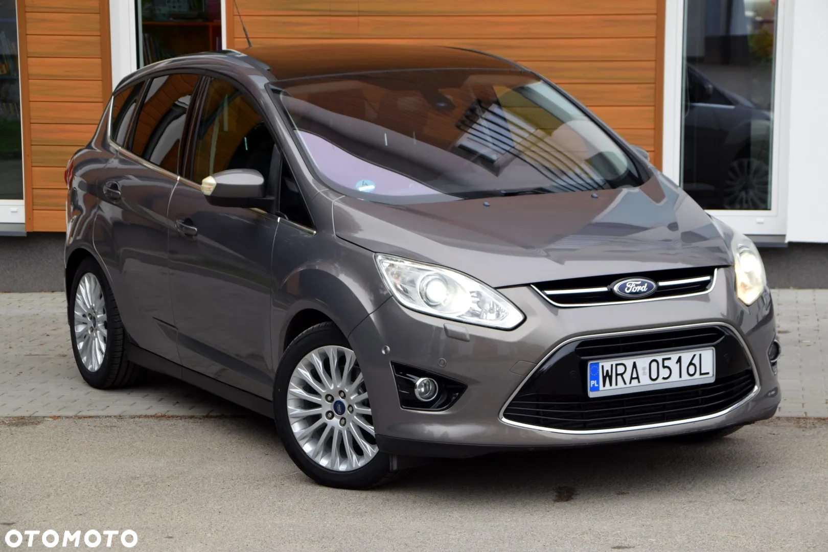 Ford C-MAX 2.0 TDCi Titanium - 4
