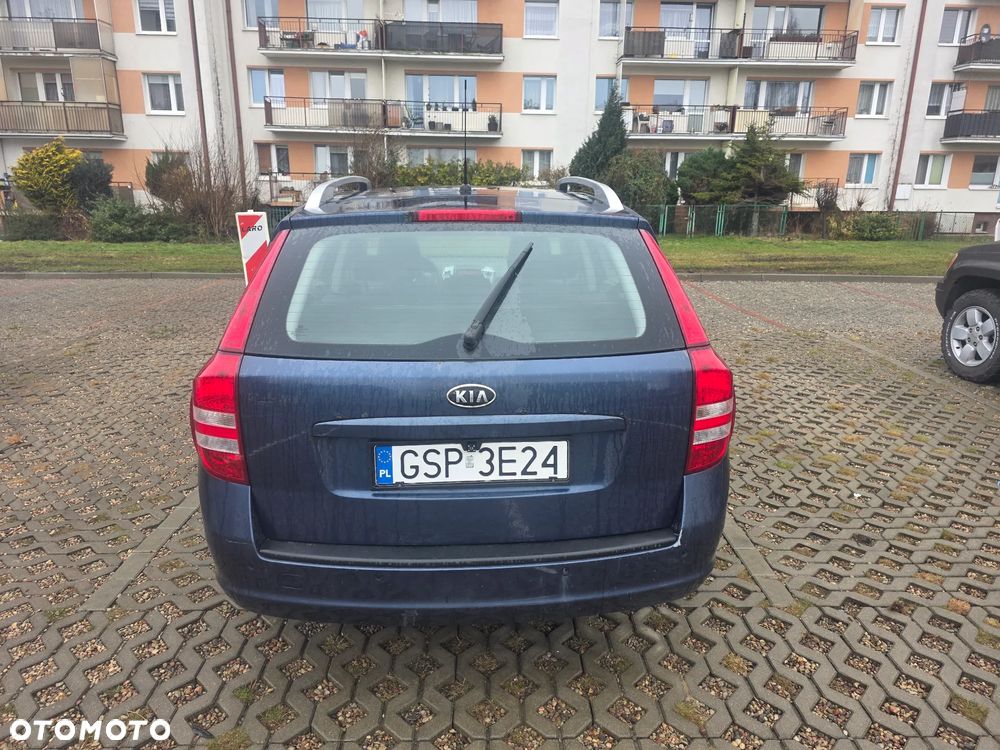 Kia Ceed 1.6 Comfort + - 5