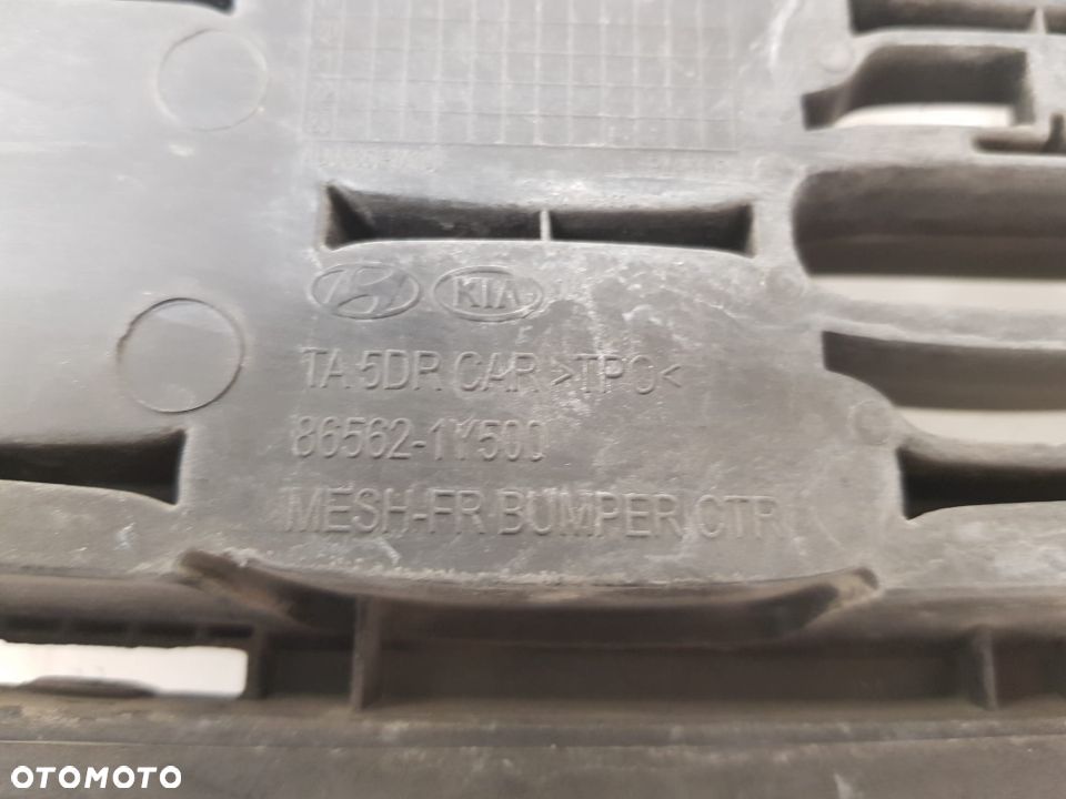 KIA PICANTO II LIFT 14-17 KRATKA ŚRODKOWA ZDERZAKA PRZÓD PRZEDNIA 86562-1Y500 - 2