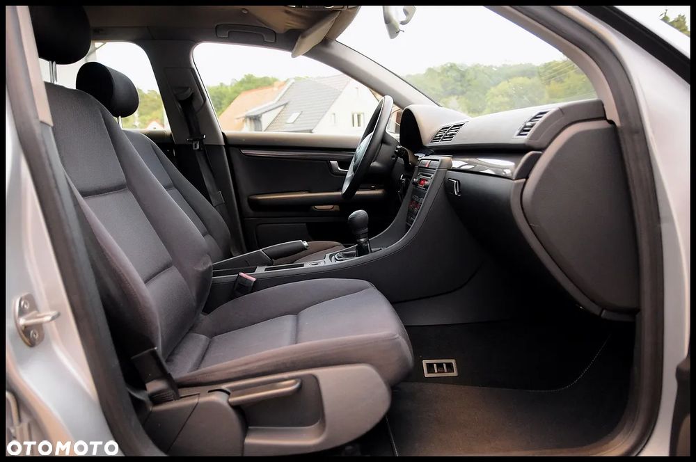 Audi A4 Avant - 25