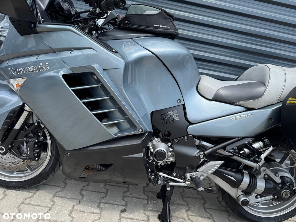 Kawasaki GTR - 12