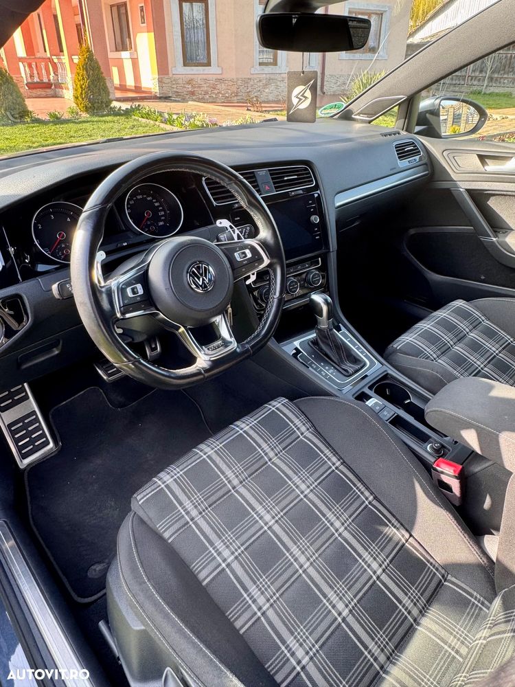 Volkswagen Golf GTD 2.0 TDI SCR DSG - 5