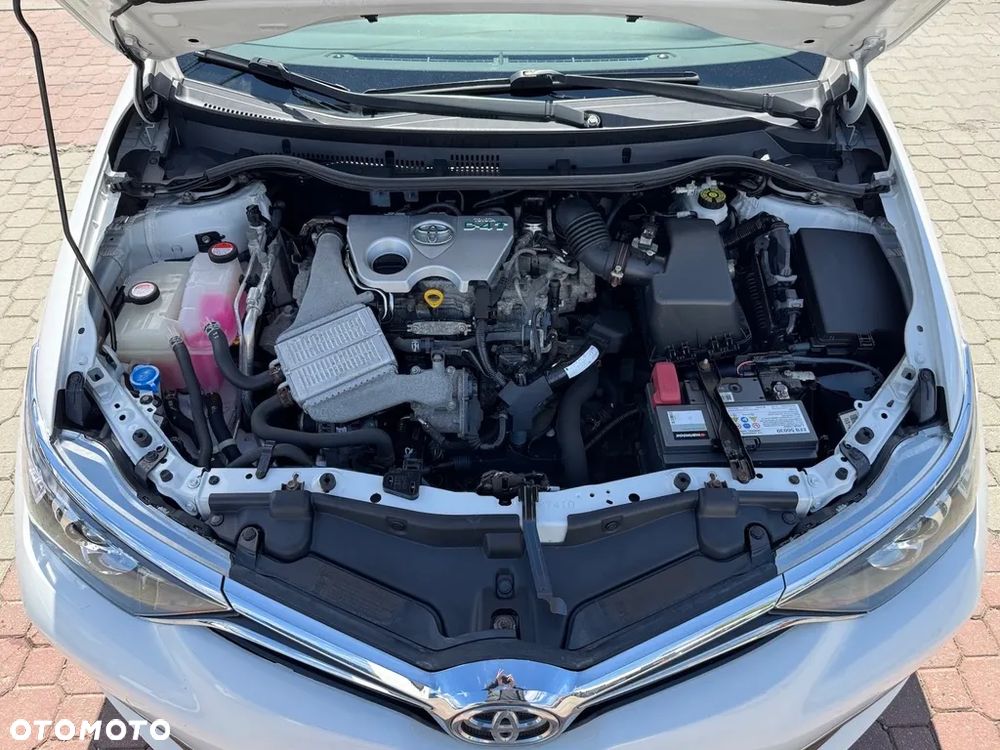 Toyota Auris 1.2 T Dynamic - 12