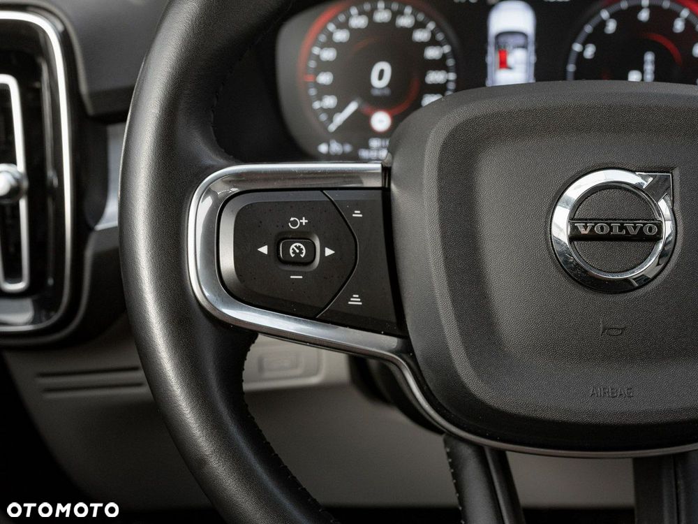 Volvo XC 40 - 17