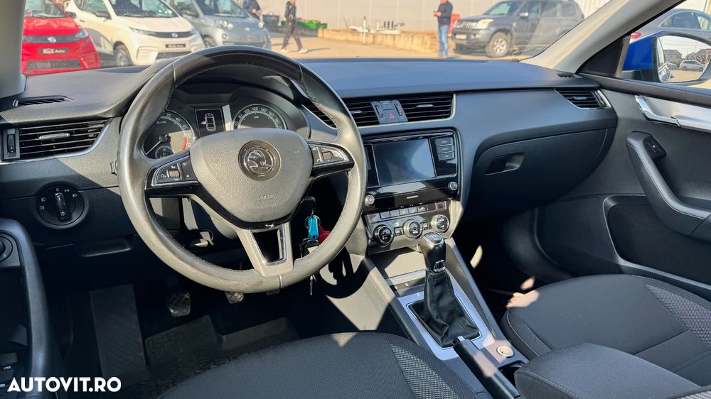 Skoda Octavia - 9