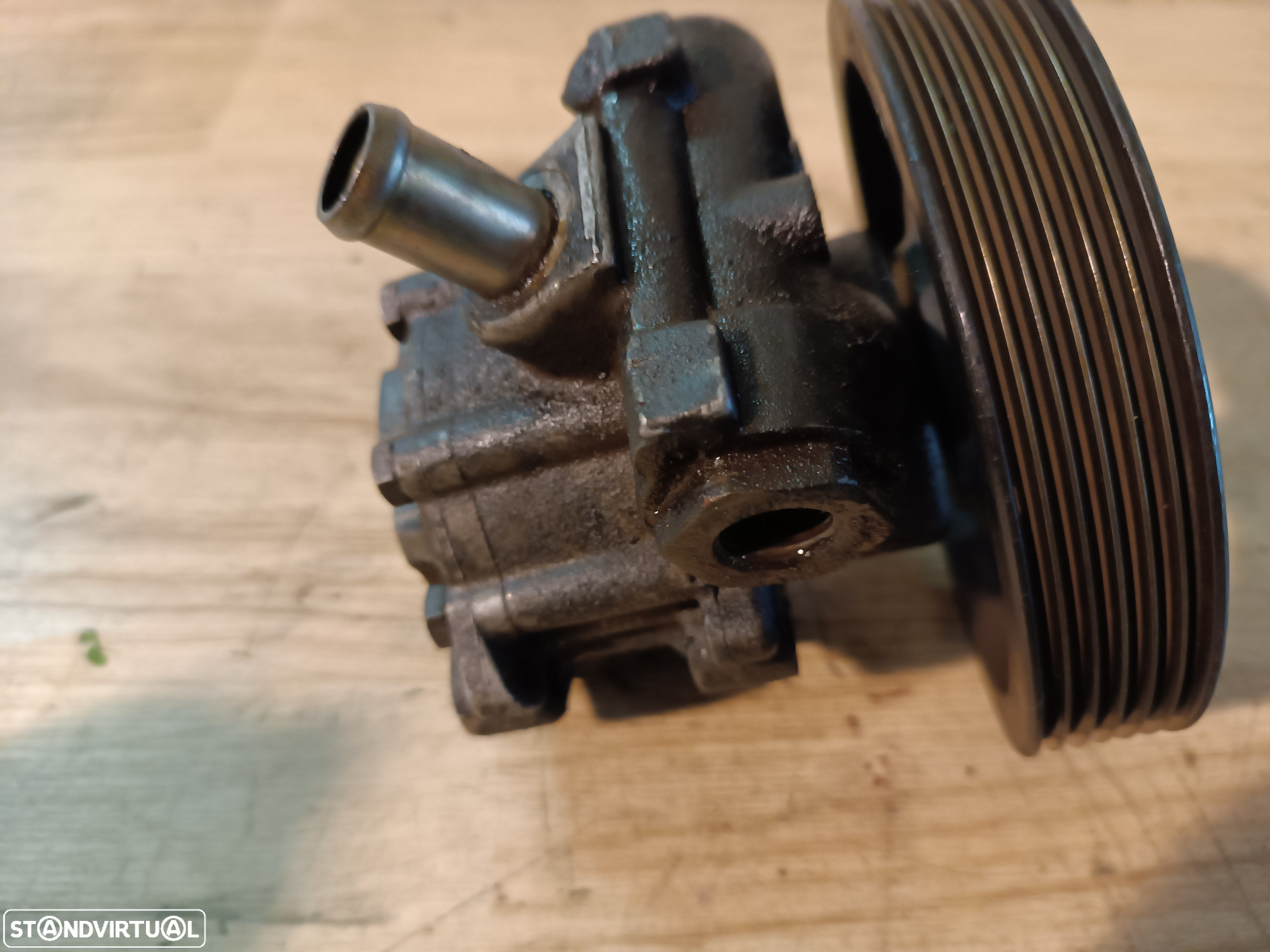 BOMBA DE DIRECÇÃO / DIREÇÃO ASSISTIDA PEUGEOT 306 / CITROEN ZX / XSARA 1.9TD - 3