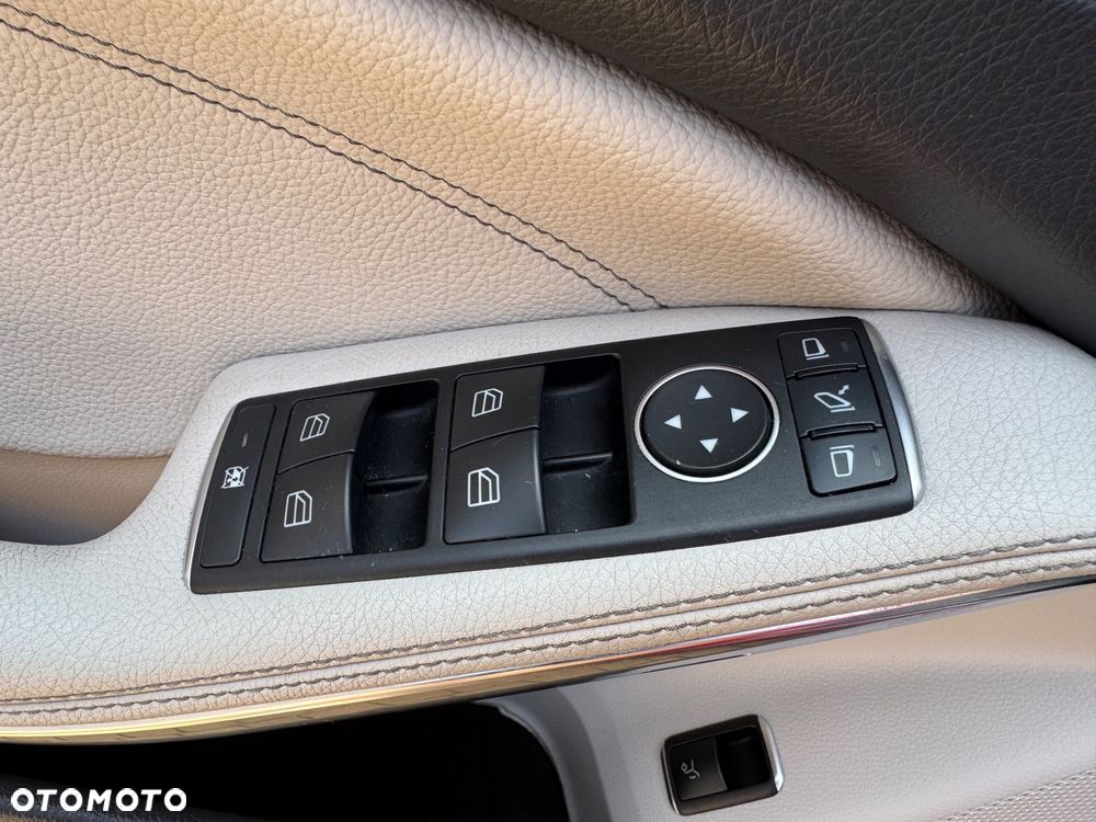 Mercedes-Benz GLA 250 4-Matic - 27