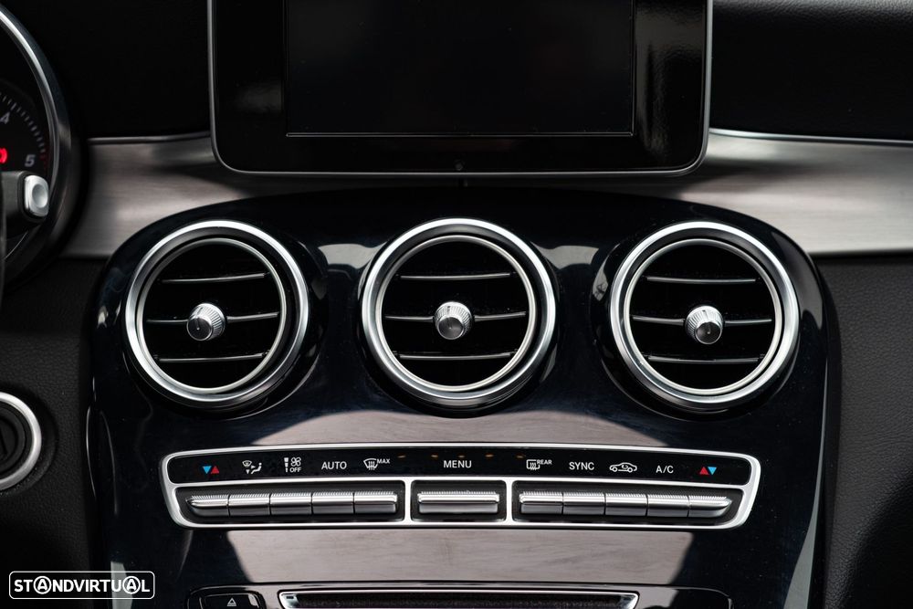 Mercedes-Benz GLC 250 d AMG Line 4-Matic - 27