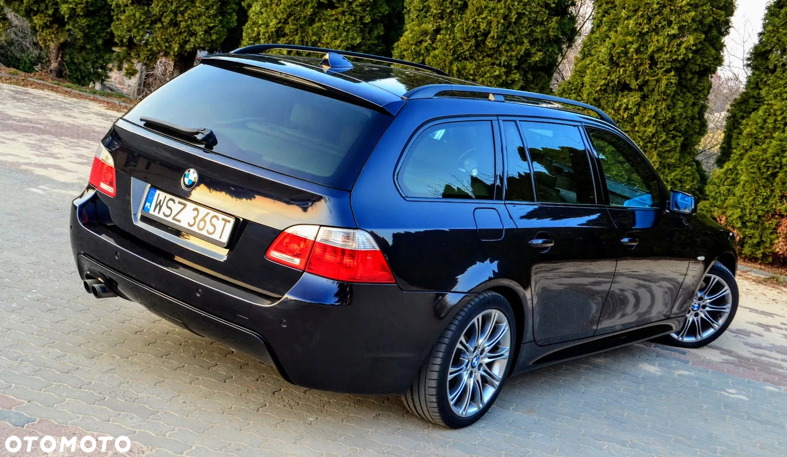 BMW Seria 5 525i Touring - 8