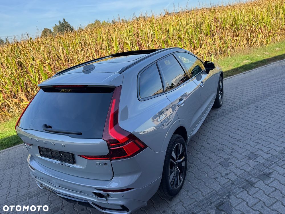 Volvo XC 60 B5 B AWD Plus Dark - 22