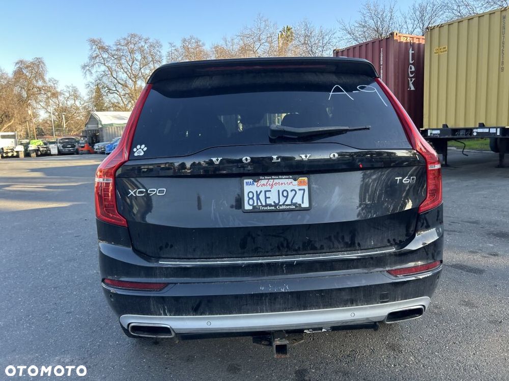 Volvo XC 90 T6 AWD Geartronic Momentum - 4