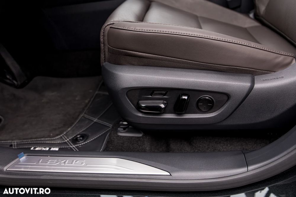 Lexus Seria RX 450h+ E-Four PHEV Luxury Mark Levinson - 22