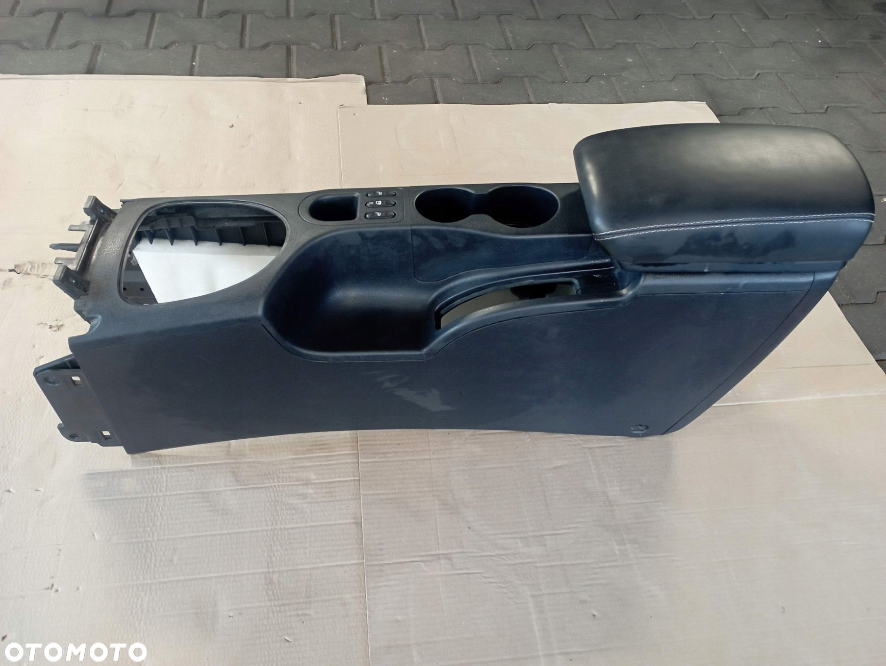 NISSAN QASHQAI J10 TUNEL ŚRODKOWY PODŁOKIETNIK EUROPA - 6