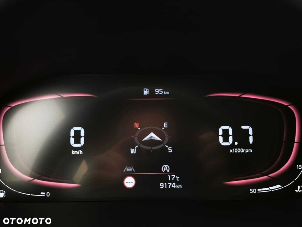 Kia Stonic 1.2 L - 24