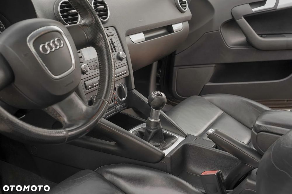 Audi A3 Sportback 1.8 TFSI S line Sportpaket (plus) - 20