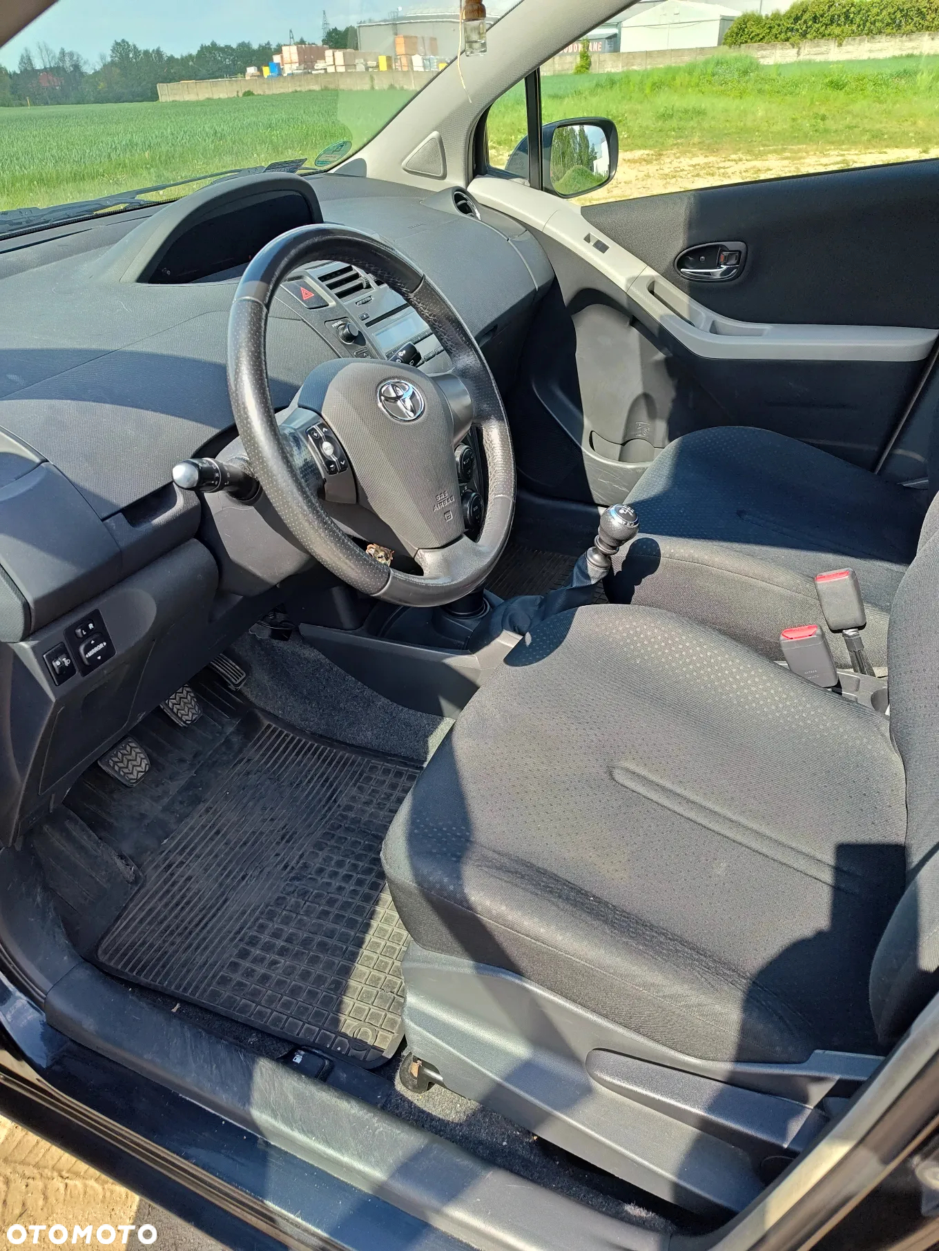 Toyota Yaris - 8