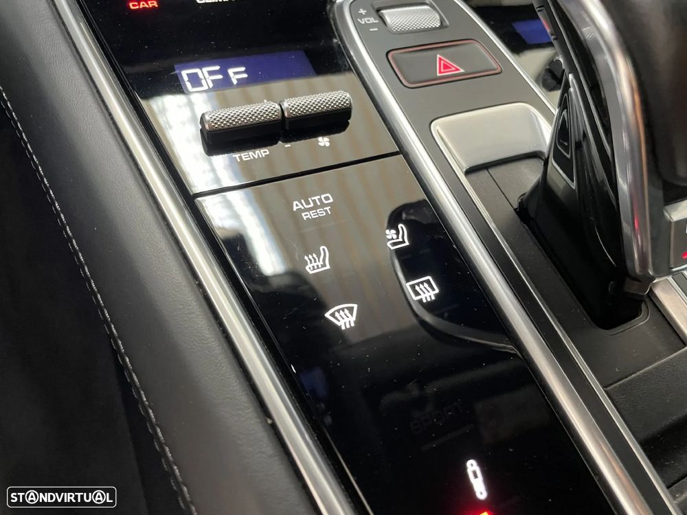 Porsche Panamera Turbo S E-Hybrid - 36