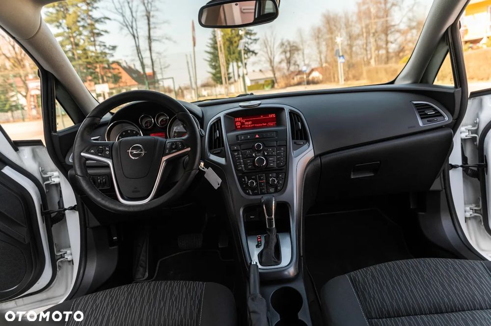 Opel Astra 1.4 Turbo Automatik Cosmo - 31