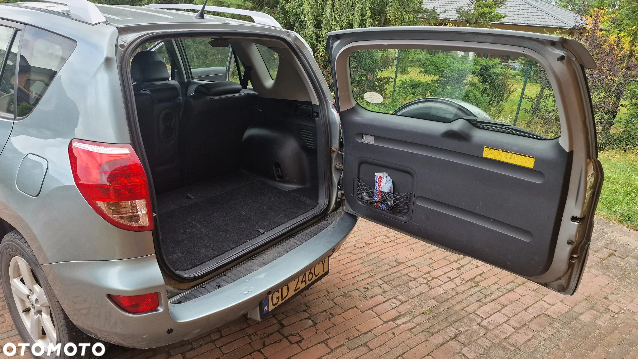 Toyota RAV4 2.0 VVT-i Premium - 16
