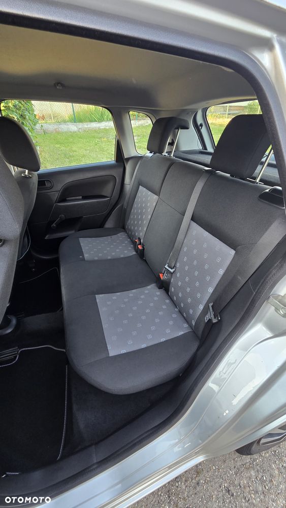 Ford Fiesta 1.4 - 13
