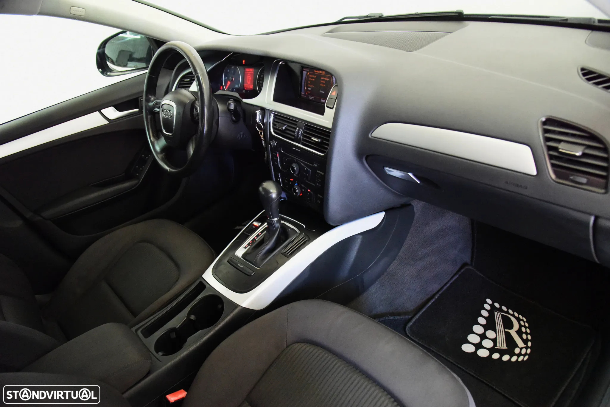Audi A4 Avant 2.0 TDI multitronic - 14