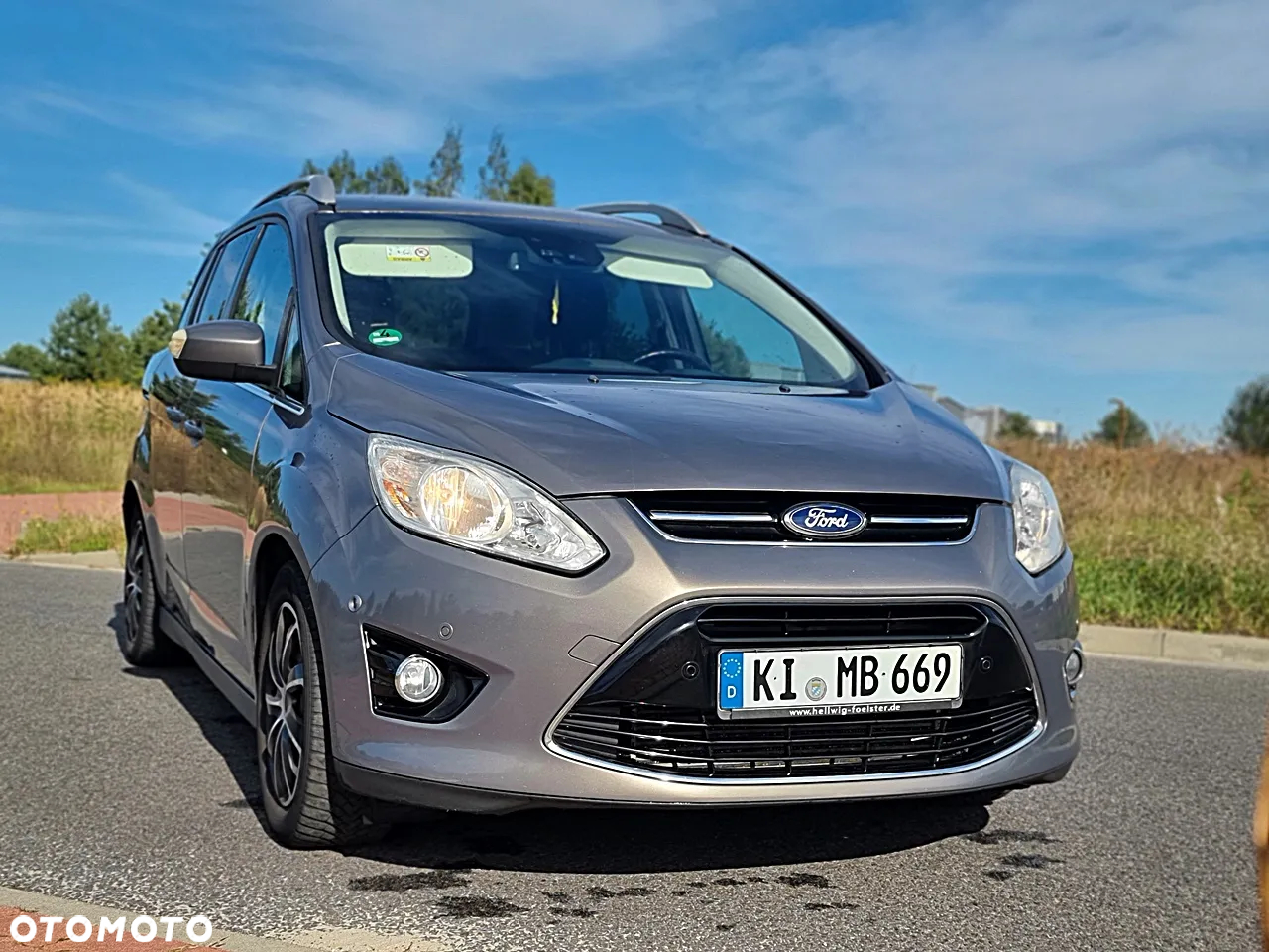 Ford Grand C-MAX - 17