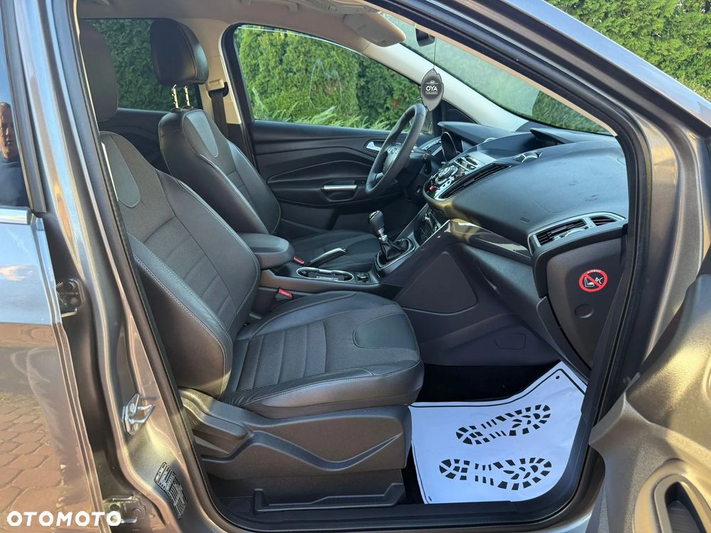 Ford Kuga 2.0 TDCi 4x4 Titanium - 18