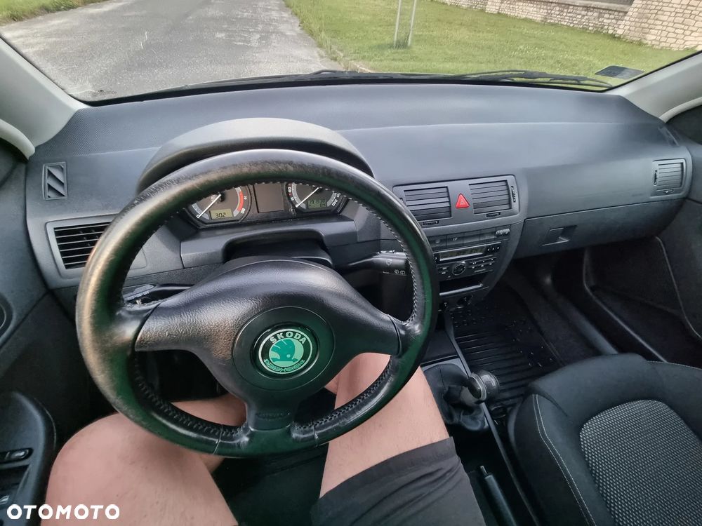 Skoda Fabia 1.4 16V Elegance - 23