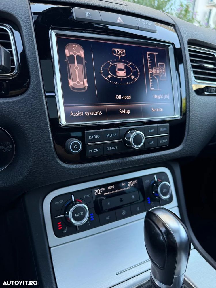 Volkswagen Touareg 3.0 V6 TDI BMT - 12