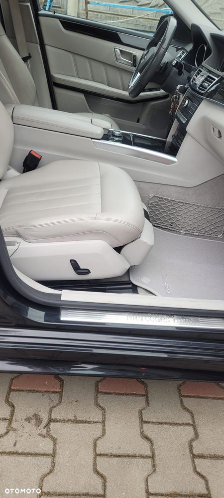 Mercedes-Benz Klasa E 220 BlueTEC 4-Matic Avantgarde - 16