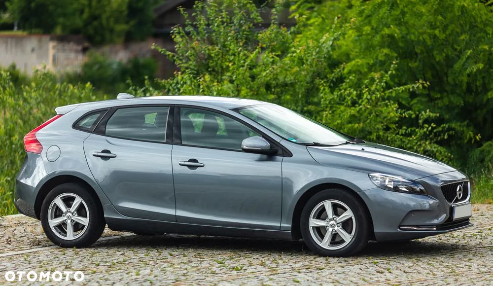 Volvo V40 - 11