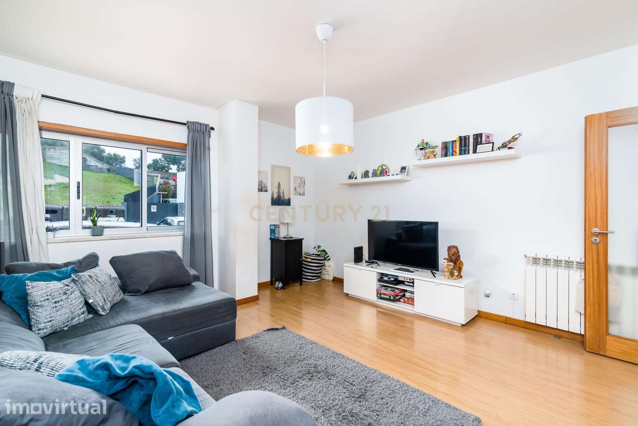 Apartamento T2 em Loures com Terraço e Boa Exposição Solar - Grande imagem: 5/24
