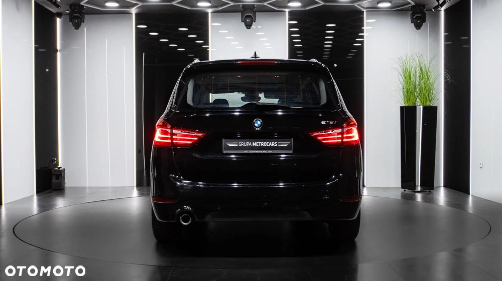 BMW Seria 2 218i GT - 8