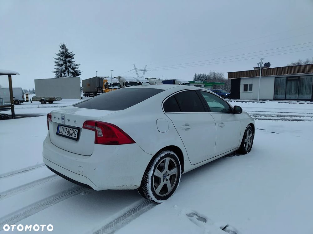 Volvo S60 D4 Summum - 4